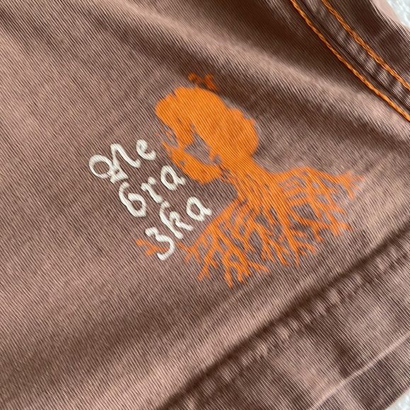 Vintage 100% Cotton H&M graphic Tee - Picture 5 of 13